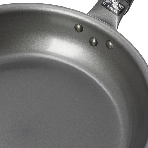 IH EXTRA SMOOTH COATED FRYPAN 26 SC