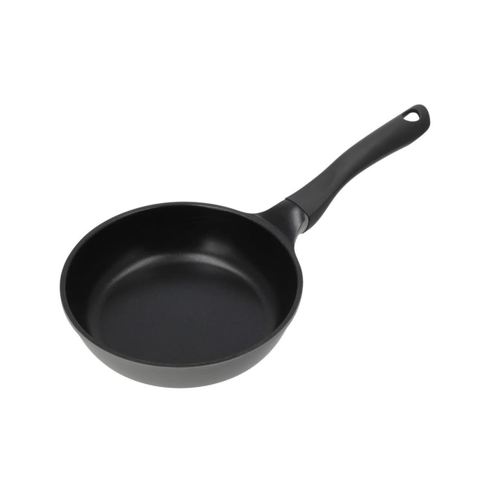 GAS LIGHTWEIGHT & THICK BASE FRYPAN 20CM KF02